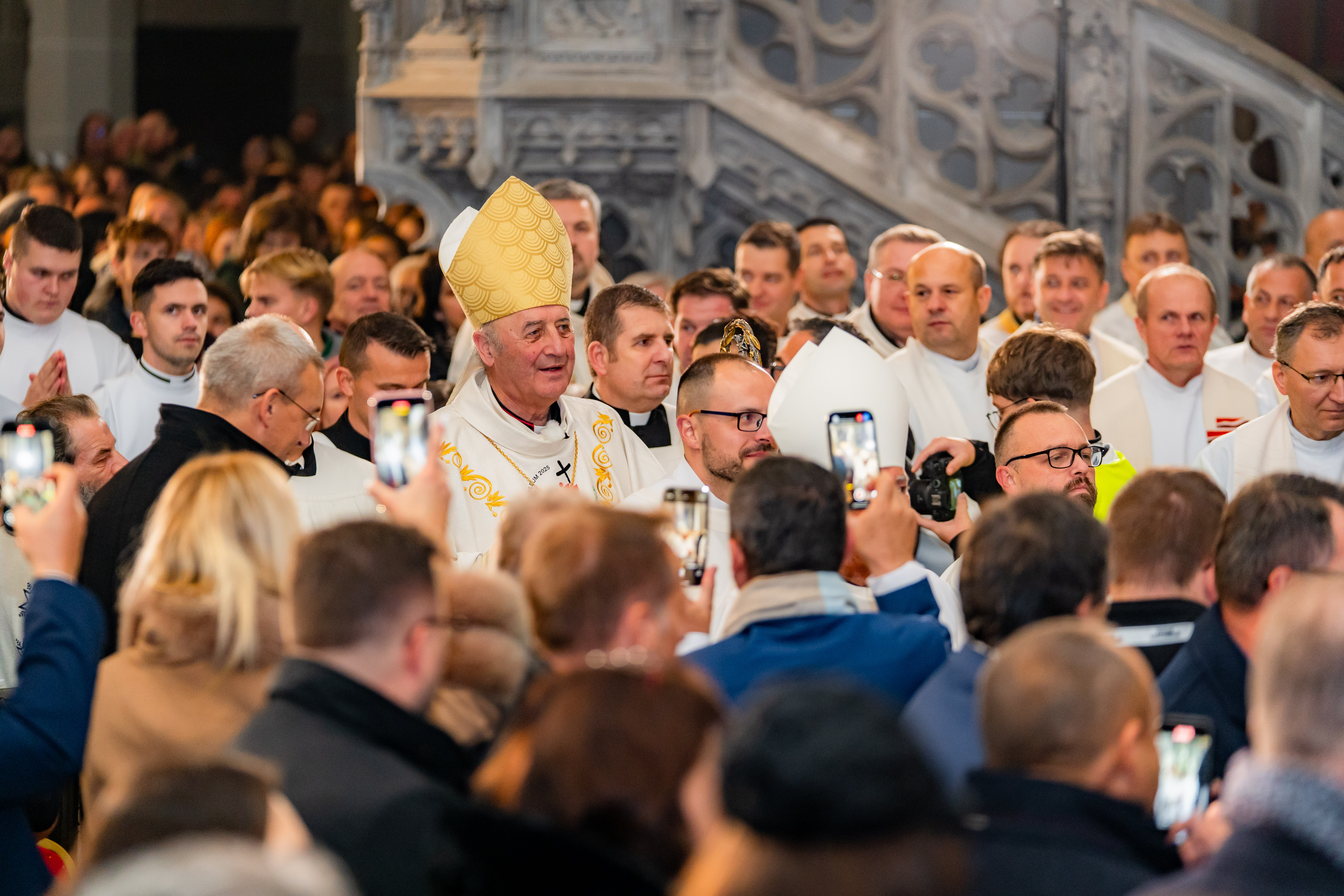 sv. omsa s mladymi v Dome sv. Alzbety -9